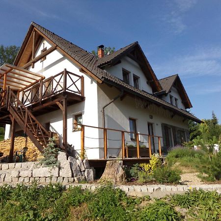 Motyli Chalupa - Luxusni Apartmany U Jestedu Dlouhy Most ภายนอก รูปภาพ