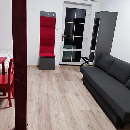 Motyli Chalupa - Luxusni Apartmany U Jestedu Dlouhy Most ภายนอก รูปภาพ
